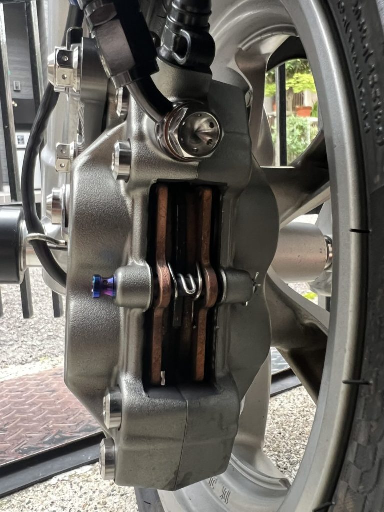 マジェスティs 純正ブレーキキャリパー マジェスティs 純正ブレーキ